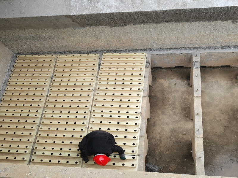 �����˰�ʩ���ֳ�ָ����װ